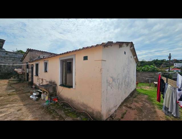 2 BEDROOM HOUSE FOR SALE IN UMLAZI K